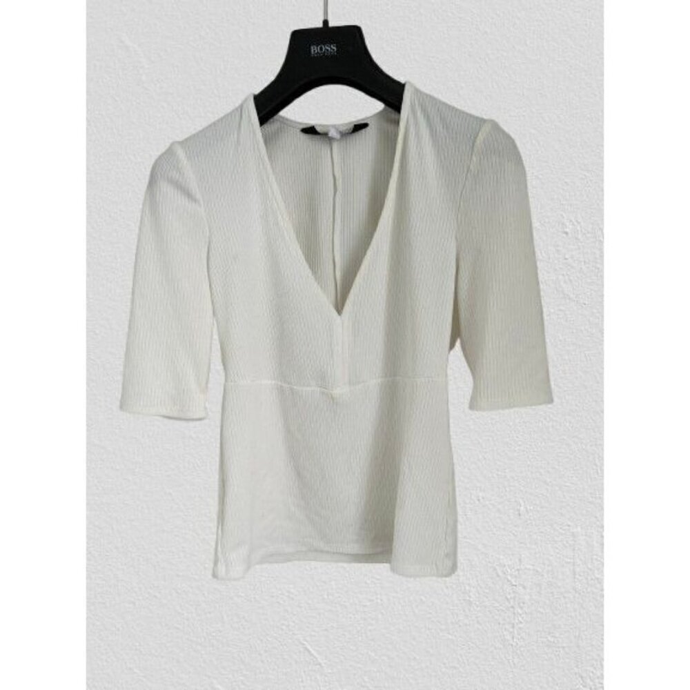 Intermix White Ribbed V-Neck Stretch Knit Top With Elbow Sleeves - Size S